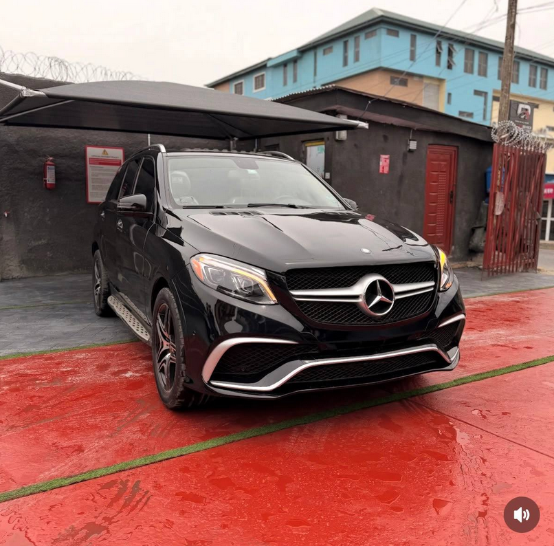 Mercedes-Benz C300 - Foreign Used vehicle for sale at Dabiri Autos